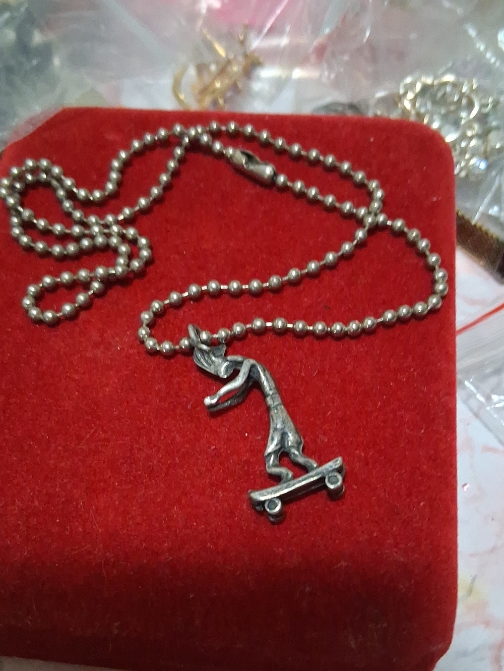 Source Unknown Silver Skateboard Rider Pendant Necklace for Men